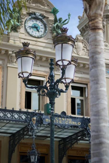 French Riviera: Seafront Apt & Pool Near Monaco ロクブリュヌ＝カップ＝マルタン エクステリア 写真